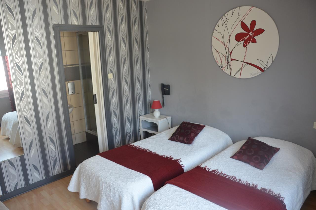 Hotel Le Week-End Plouider Bagian luar foto